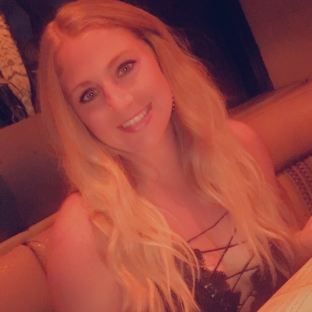 Meet your Posher, Victoria